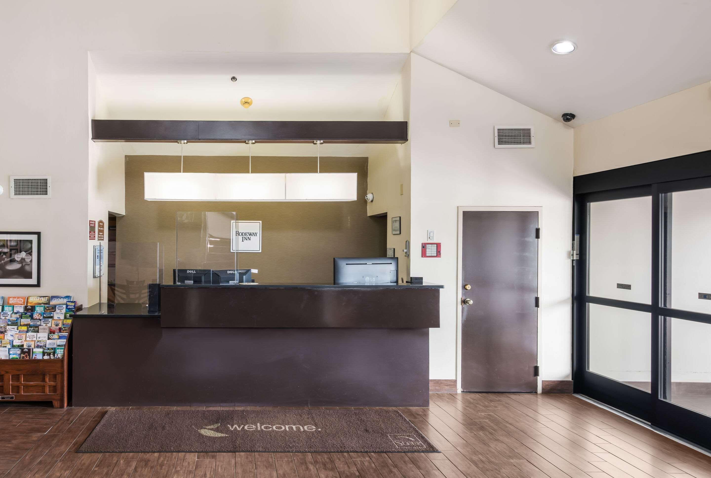 Rodeway Inn Powell Bagian luar foto