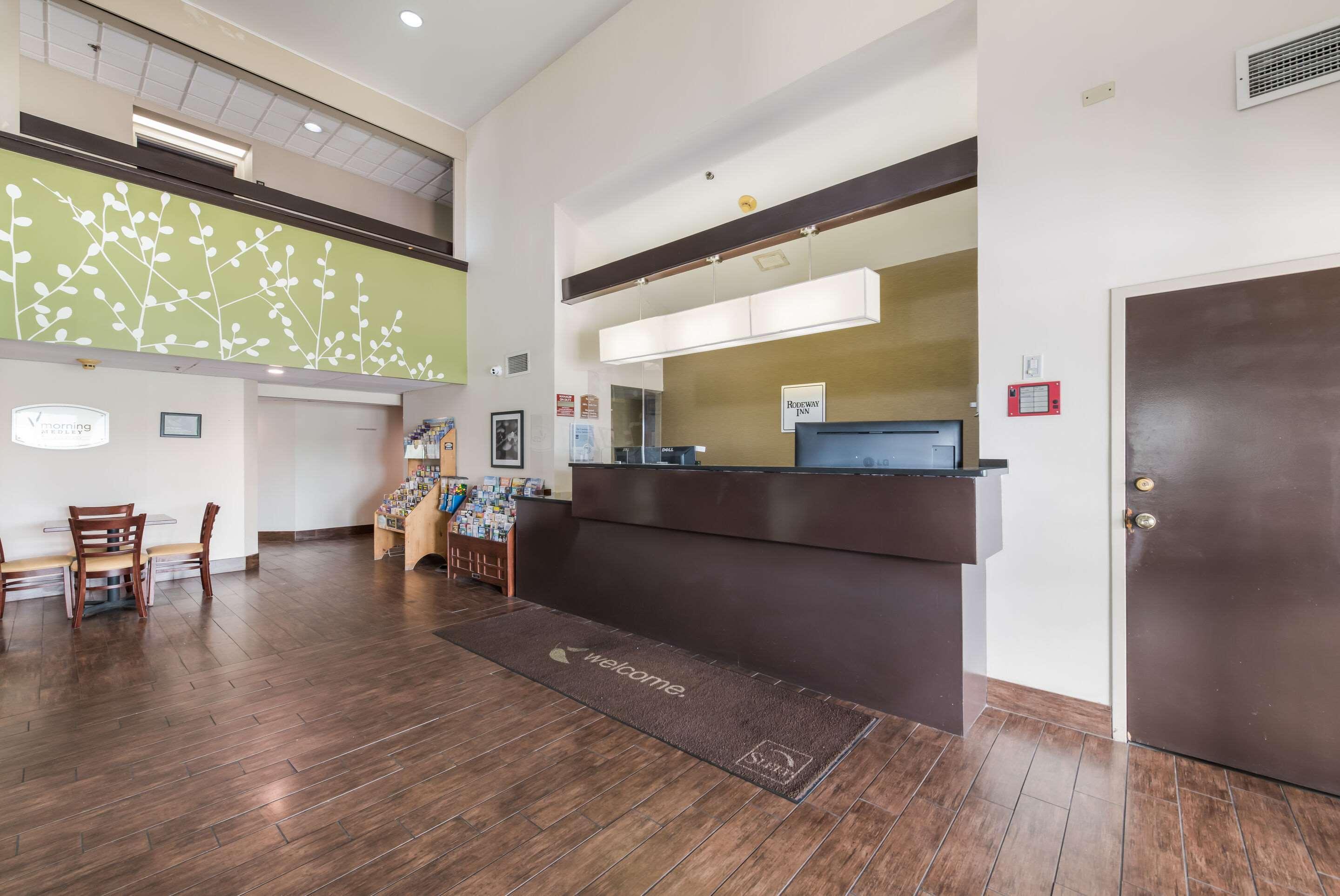 Rodeway Inn Powell Bagian luar foto