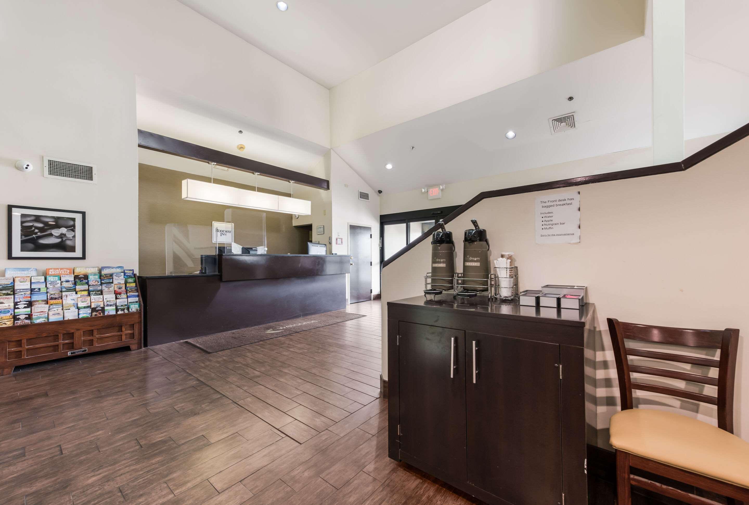 Rodeway Inn Powell Bagian luar foto